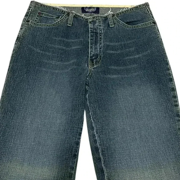 Angels Y2K Trim Waist Capri Jeans - Picture 3 of 4